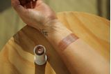 PROTETOR SOLAR STICK - FPS 75 - COR CHOCOLATE